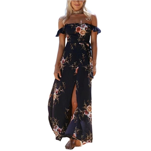Boutique Dresses & Skirts - Bohemian Cold Shoulder Floral Print Maxi Dress